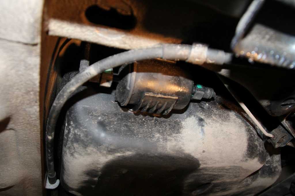 Замена топливного фильтра lada granta (ваз гранта) - avtozam