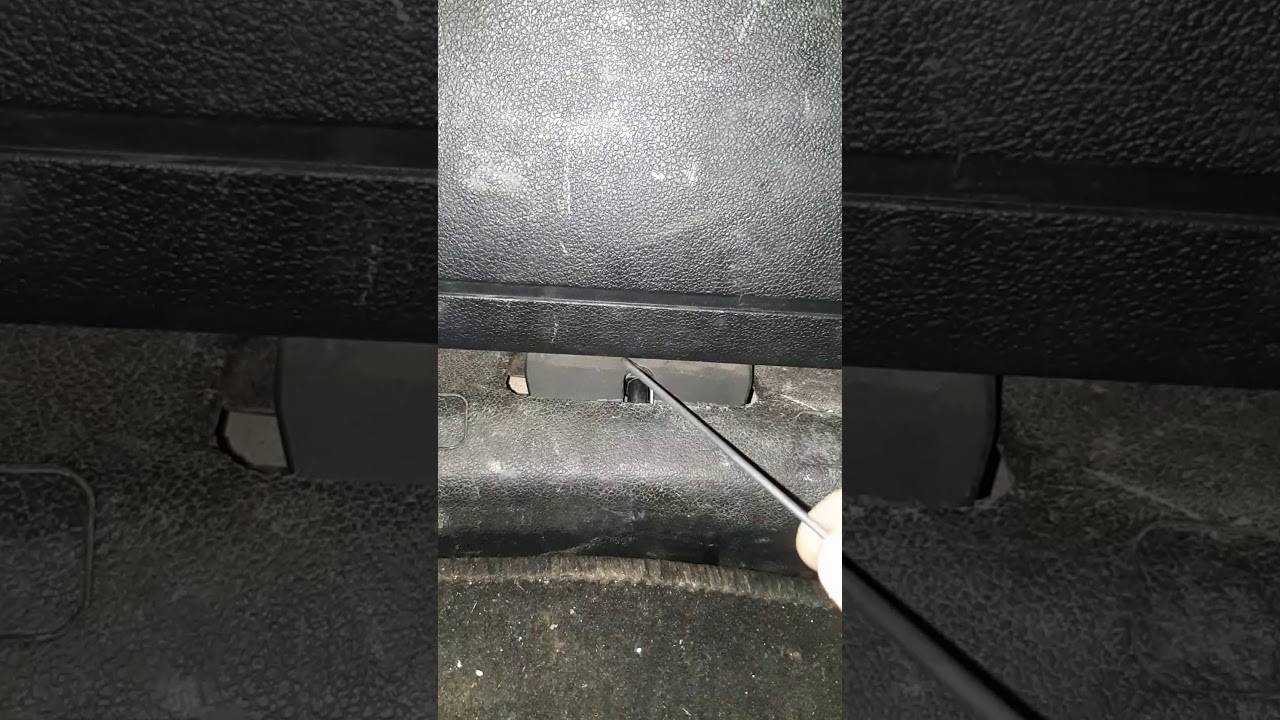 Почему на форде фокус 2 не открывается багажник и как это исправить