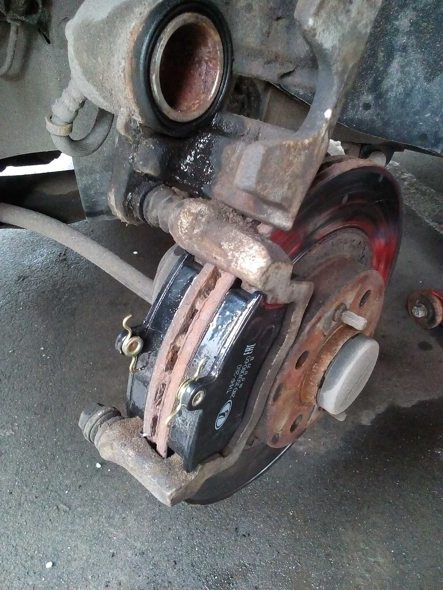 Конструктивные особенности тормозов автомобиля лада приора