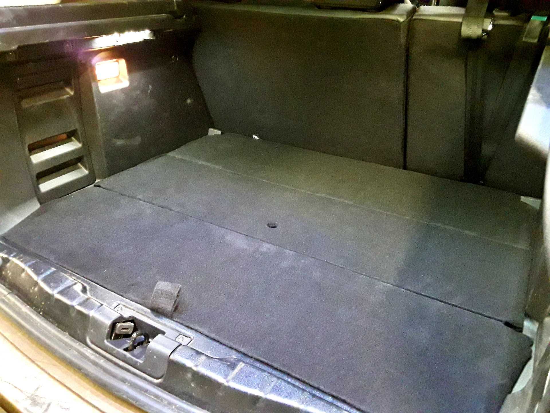 Объем, размеры и другие особенности багажника автомобилей lada xray