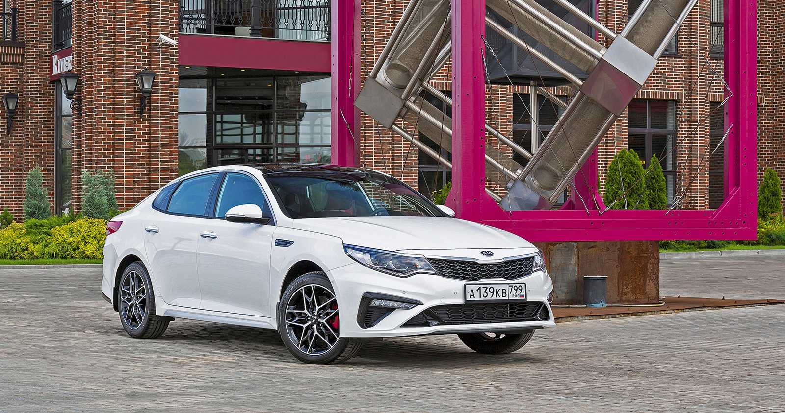 Kia optima: поколения, кузова по годам, история модели и года выпуска, рестайлинг, характеристики, габариты, фото - carsweek
