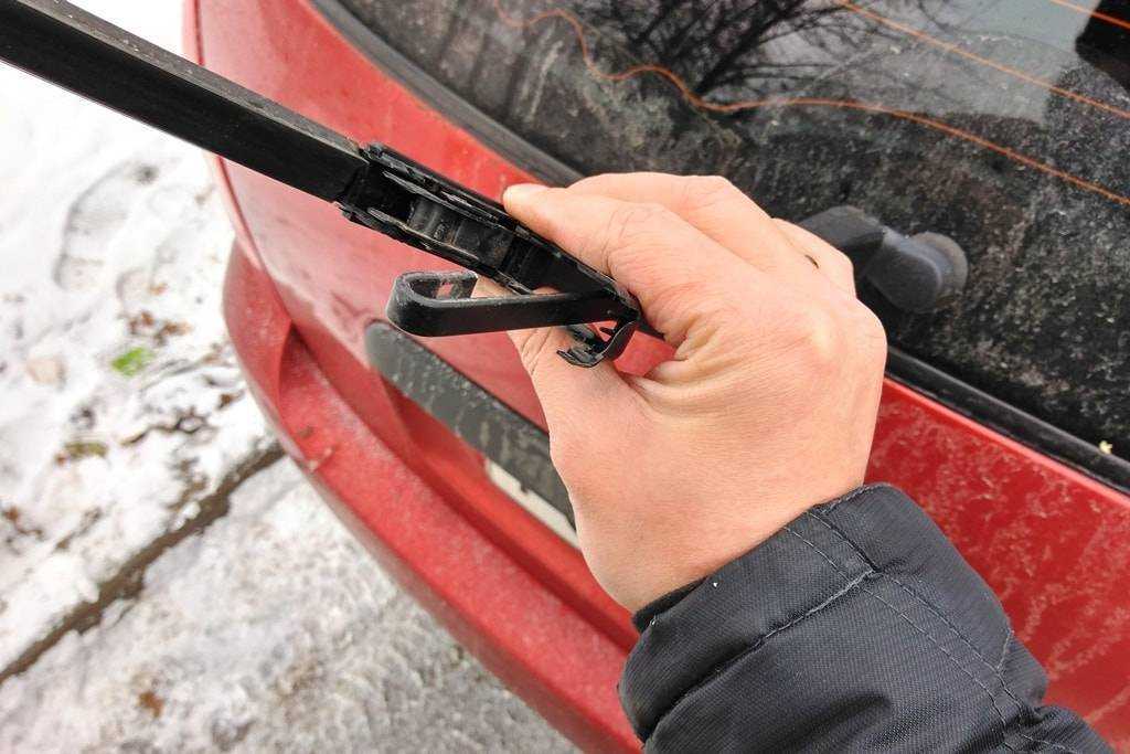 Щетки стеклоочистителя chevrolet lanos 2005-2009 г.в: размеры и артикулы
