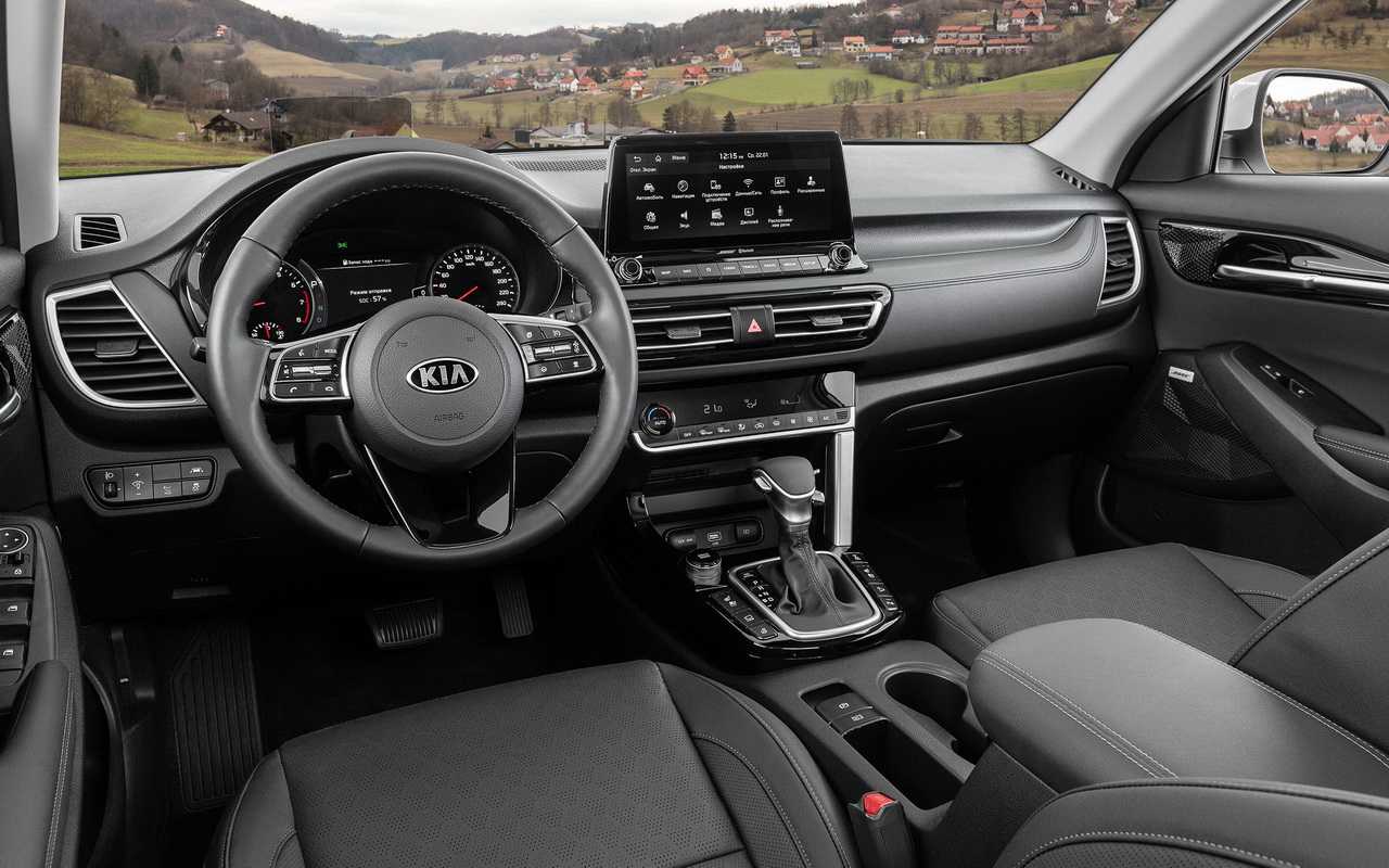 Kia sportage: поколения, кузова по годам, история модели и года выпуска, рестайлинг, характеристики, габариты, фото - carsweek