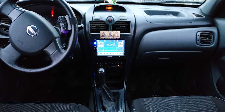 Nissan almera
