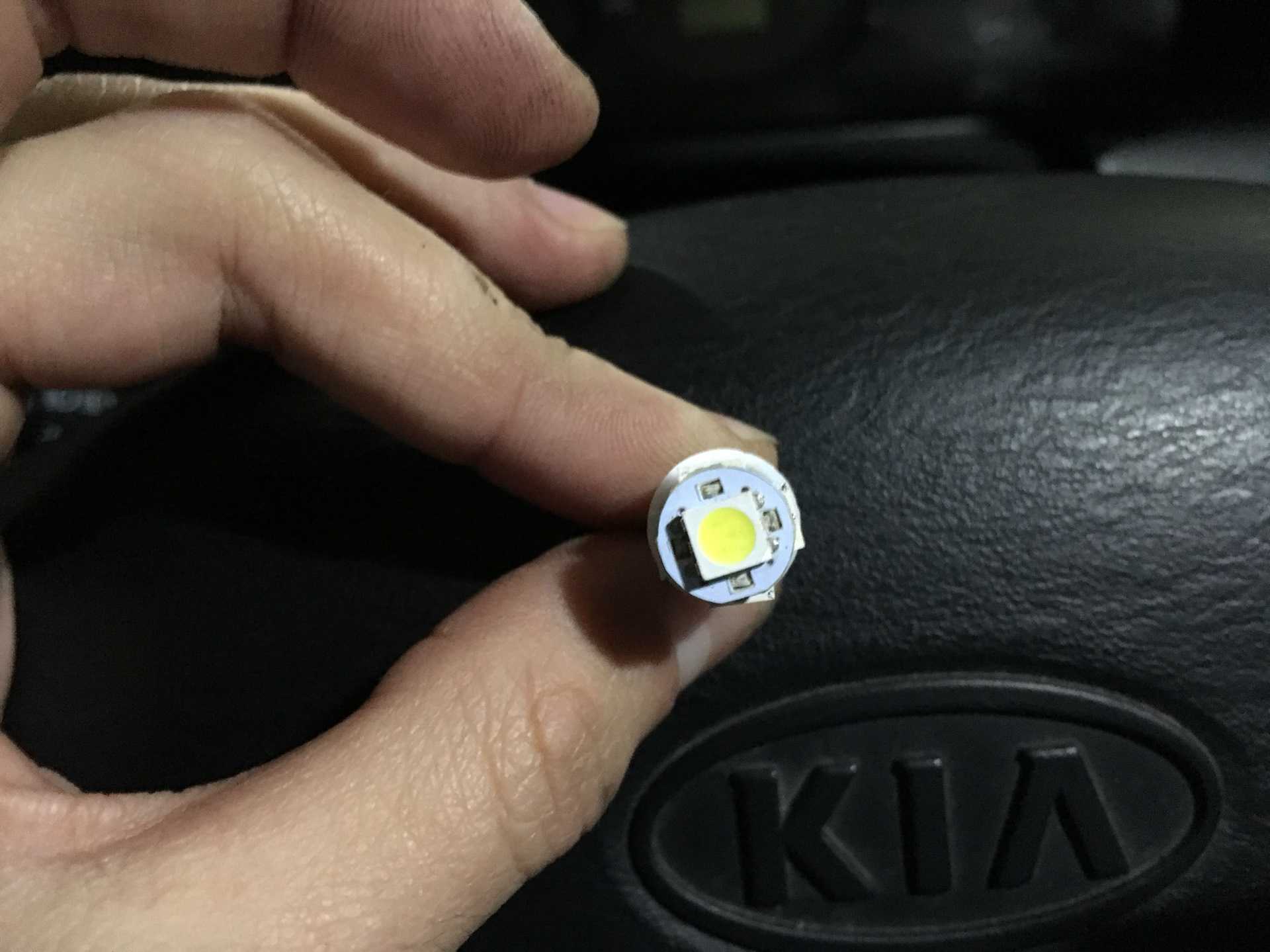 Замена перегоревшей подсветки в кнопках. — logbook kia spectra on drive2