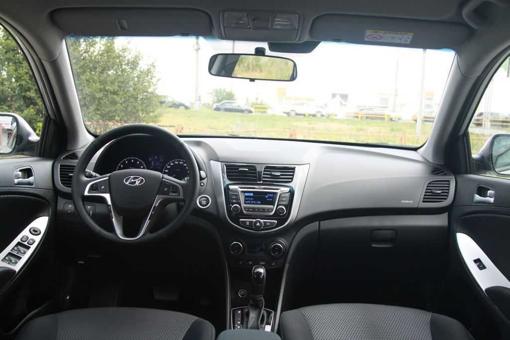 Стоит ли покупать hyundai solaris второго поколения на вотричке: все плюсы и минусы