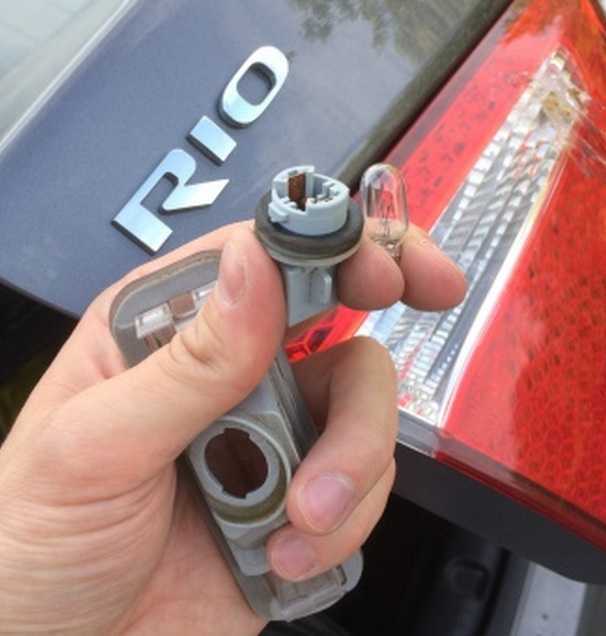 Замена ламп kia rio 3, 2011 - 2017