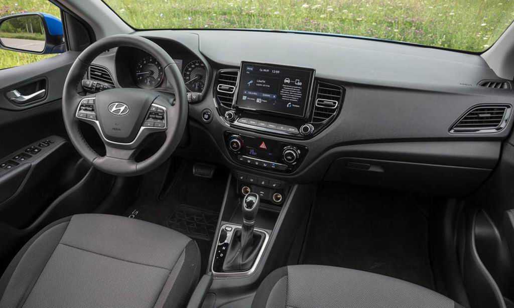Стоит ли покупать hyundai solaris второго поколения на вотричке: все плюсы и минусы