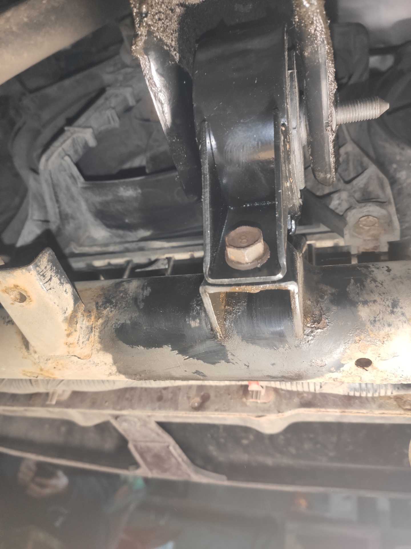 Замена подушек двигателя hyundai santa fe (cm), 2006 - 2012